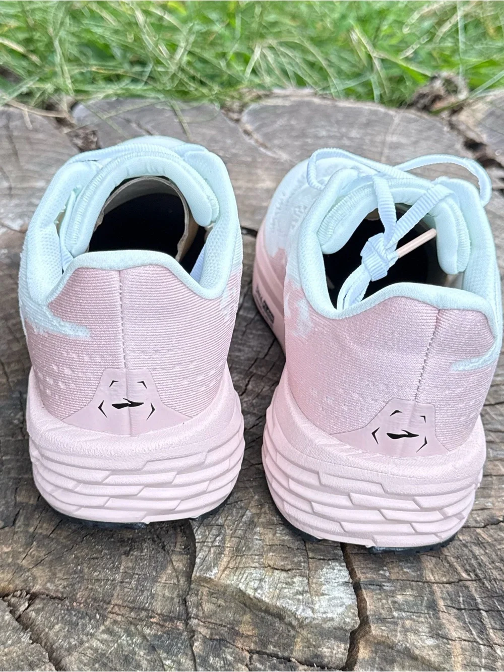 Brooks Launch 11 [1204391B164] Women Running/Pink shoes size 7